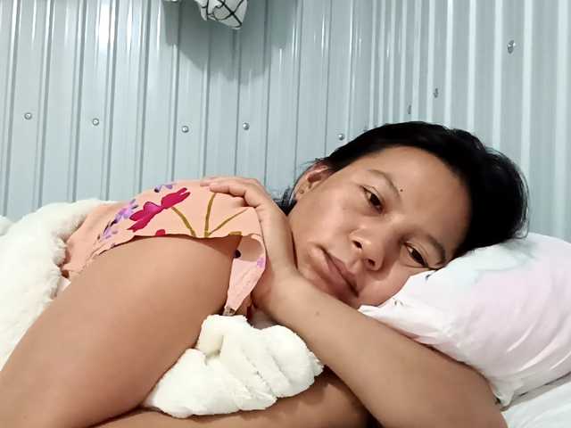 nemayhottits live cam profile