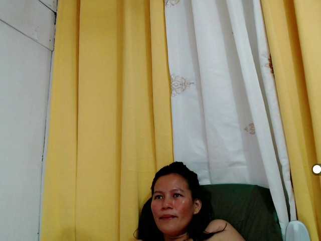 nemayhottits's BongaCams show and profile