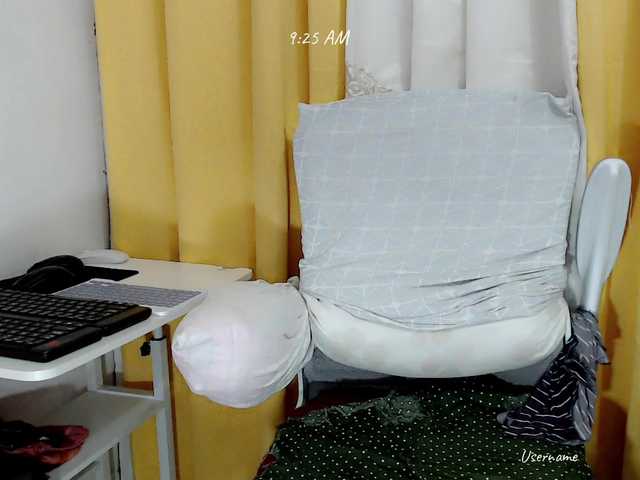 nemayhottits's BongaCams show and profile