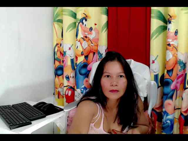 nemayhottits webcam