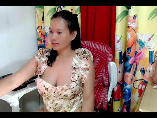 nemayhottits webcam