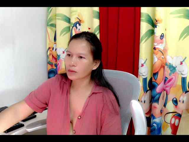 nemayhottits webcam