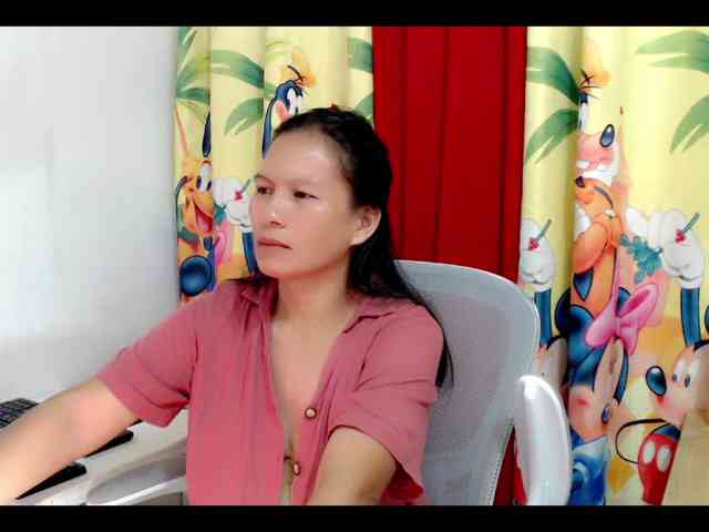 nemayhottits webcam