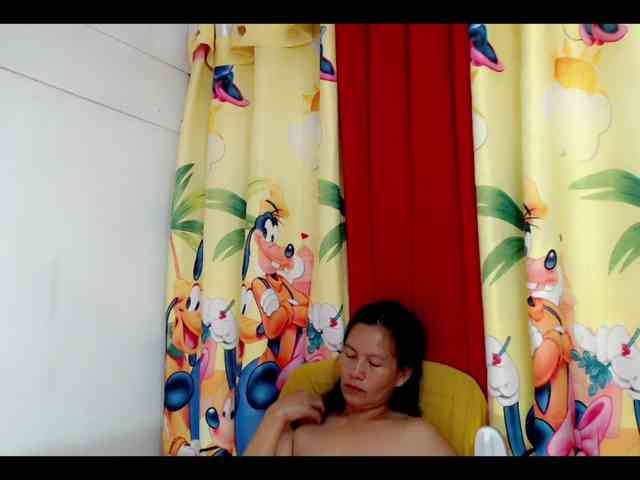 nemayhottits webcam