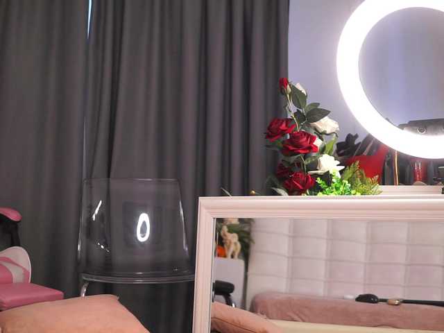 NyrobiNova's BongaCams show and profile