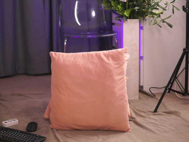 NyrobiNova's BongaCams show and profile