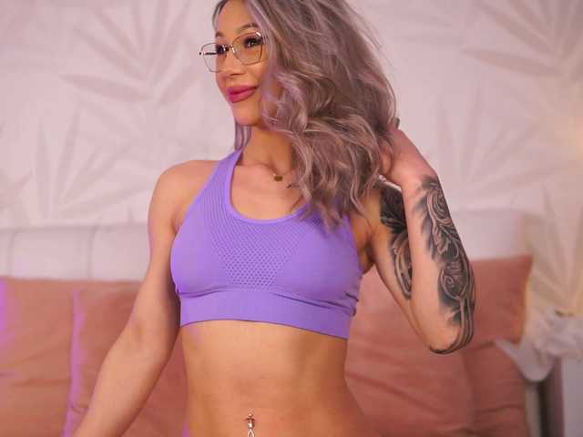 NyrobiNova's BongaCams show and profile