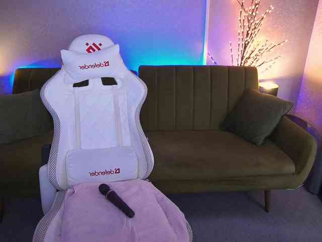 chat cam AngelAmaliaa