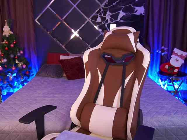 AngelAmaliaa AngelAmaliaa