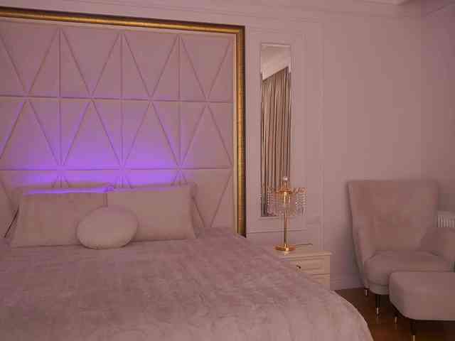 AngelAmaliaa AngelAmaliaa