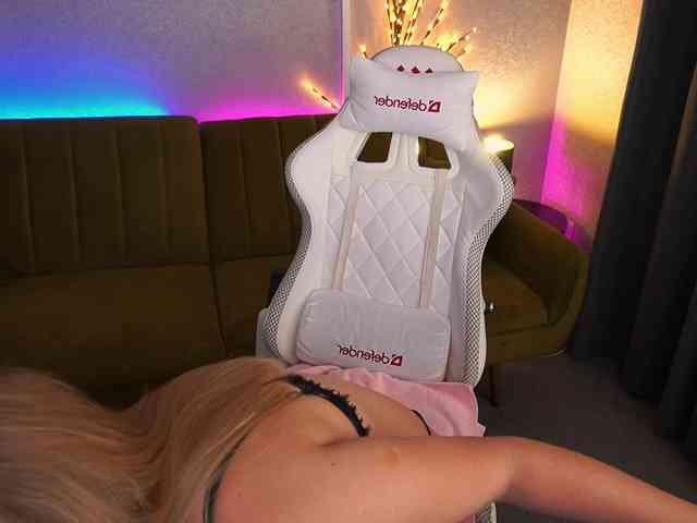AngelAmaliaa webcam