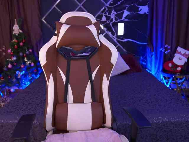 AngelAmaliaa AngelAmaliaa