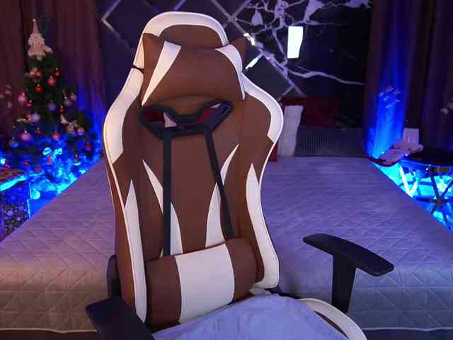 AngelAmaliaa AngelAmaliaa