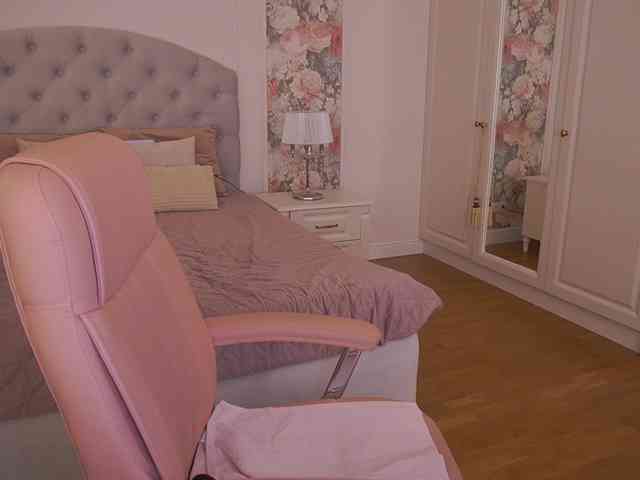 AngelAmaliaa AngelAmaliaa