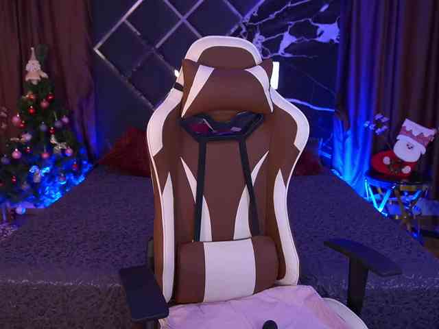 AngelAmaliaa AngelAmaliaa