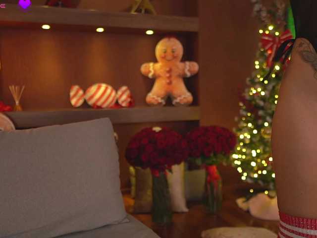 JustinneJade's BongaCams show and profile