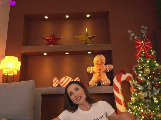 JustinneJade's BongaCams show and profile