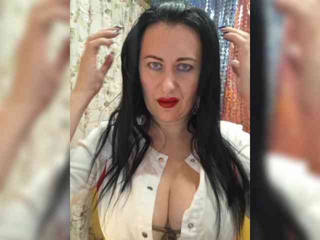 monica-blackk webcam