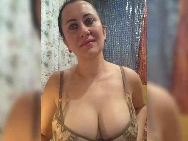 monica-blackk webcam