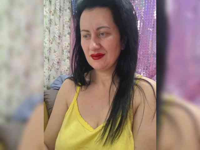 monica-blackk webcam