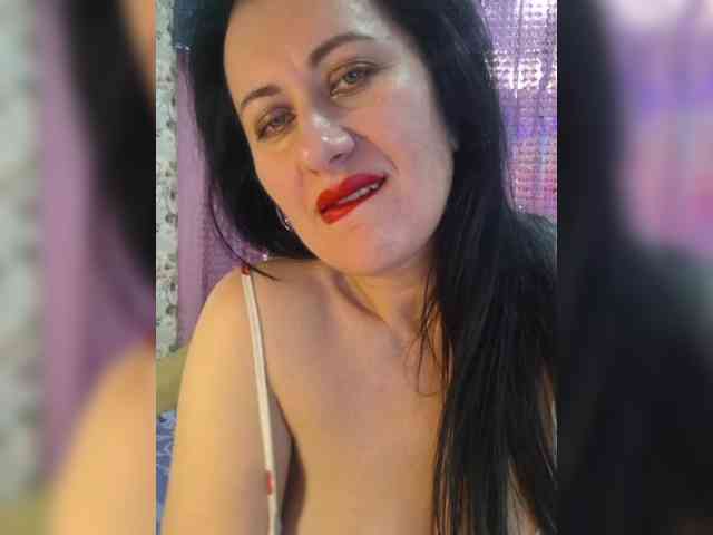 monica-blackk webcam