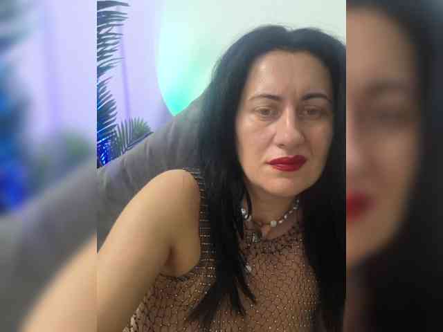 monica-blackk webcam