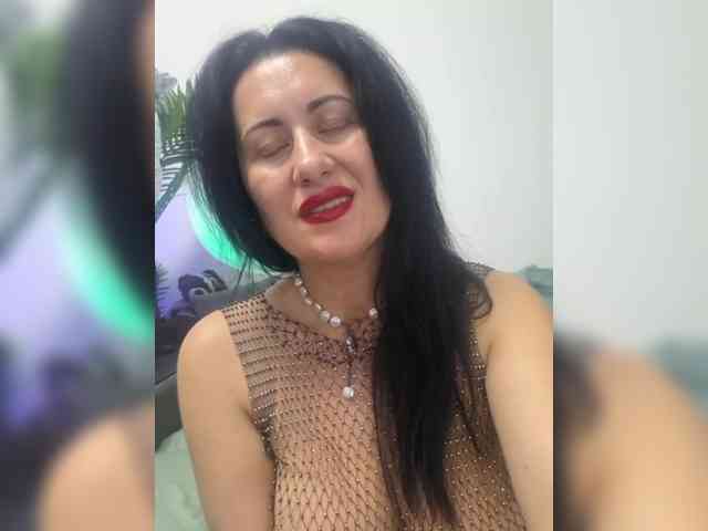 monica-blackk webcam