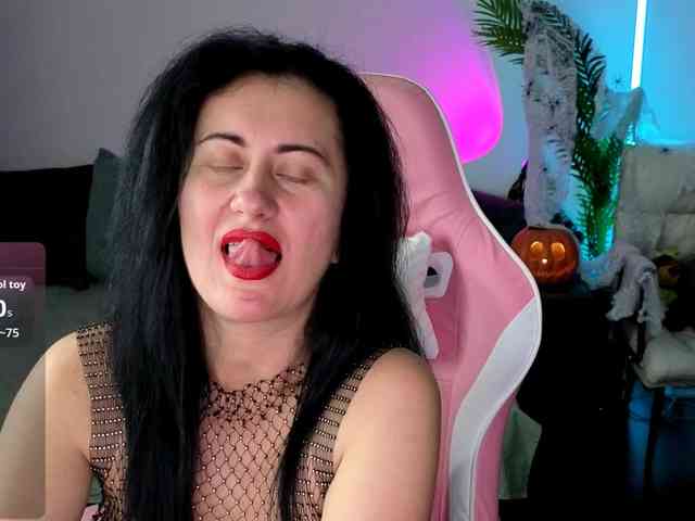 monica-blackk webcam