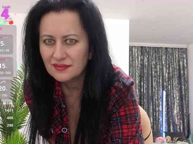 monica-blackk webcam