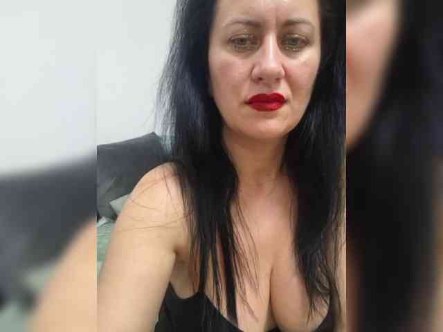 monica-blackk webcam