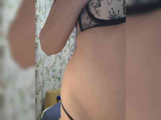 monica-blackk webcam
