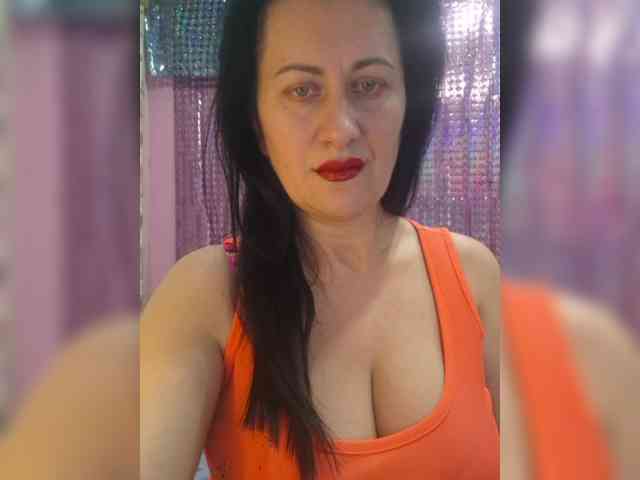 monica-blackk webcam