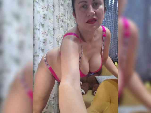 monica-blackk webcam