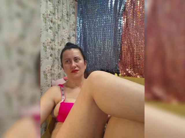 monica-blackk webcam
