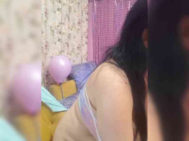 monica-blackk webcam