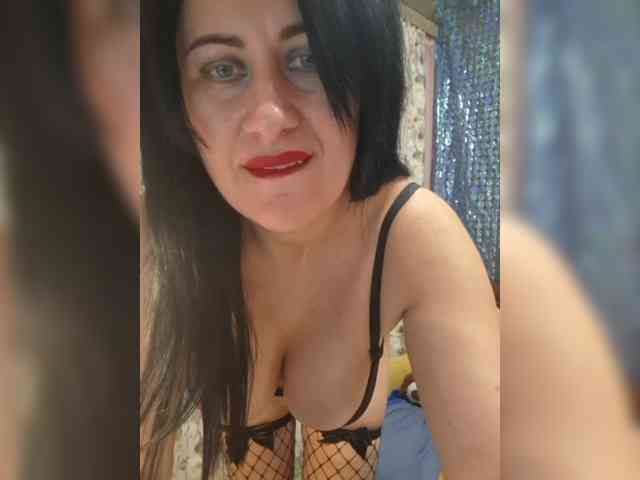 monica-blackk webcam