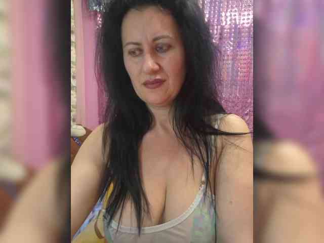 monica-blackk webcam