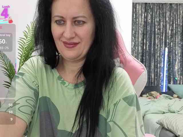 monica-blackk webcam