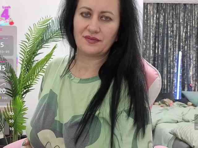 monica-blackk webcam