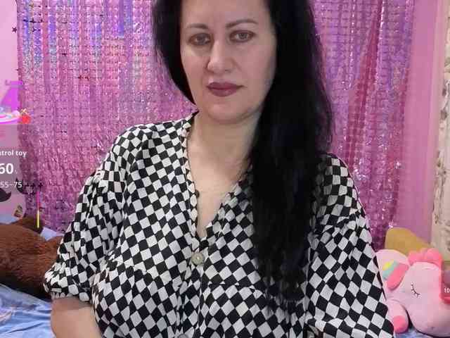 monica-blackk webcam