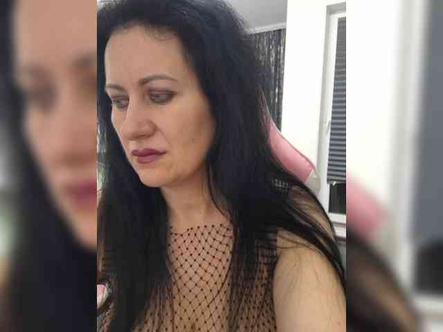 monica-blackk webcam