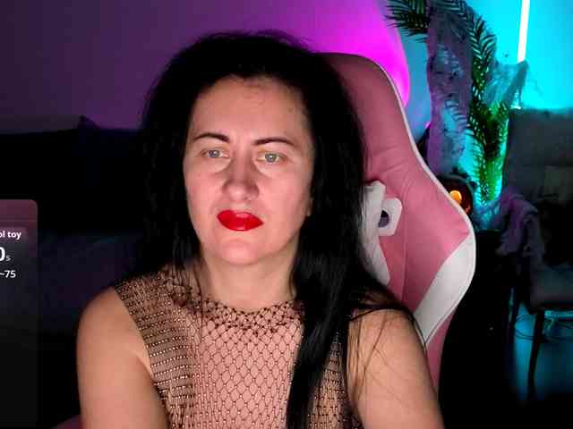 monica-blackk webcam