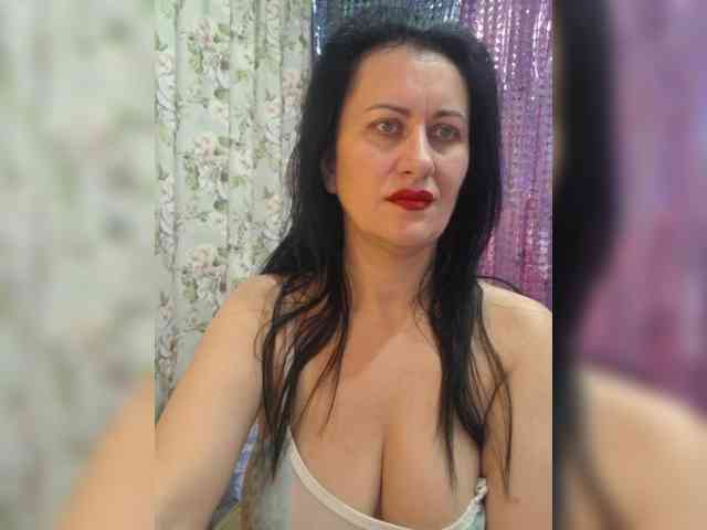 monica-blackk webcam