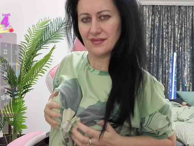 monica-blackk webcam