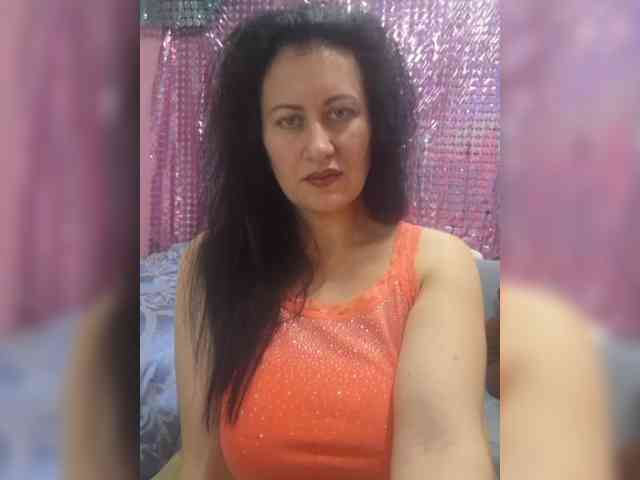 monica-blackk webcam