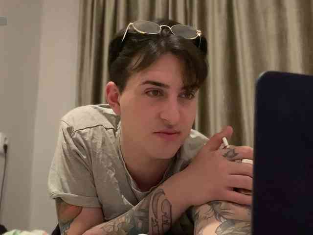 dark-willoww dark-willoww