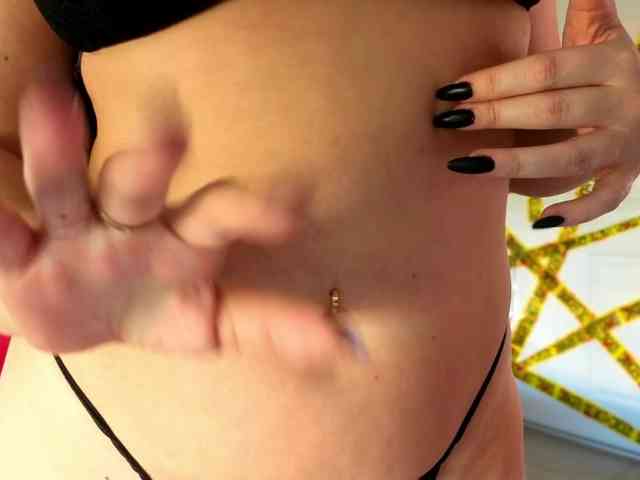 Sapphir3xoxo Live Webcam on BongaCams