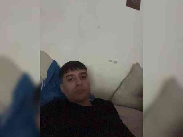 Parejacaliente6669 webcam
