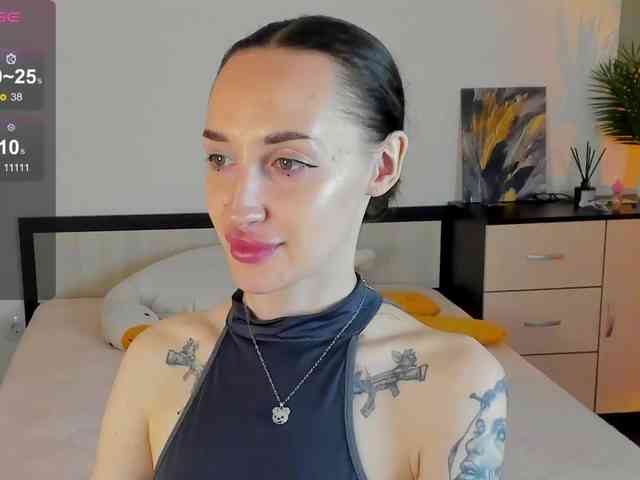 KellyJacksoon webcam