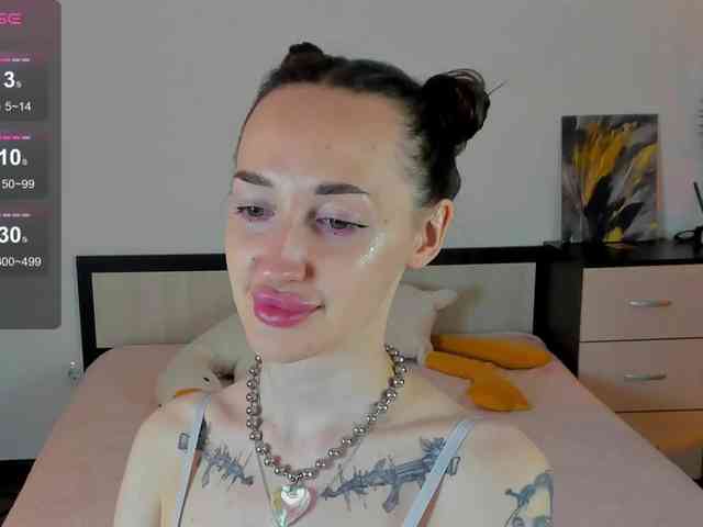 KellyJacksoon webcam